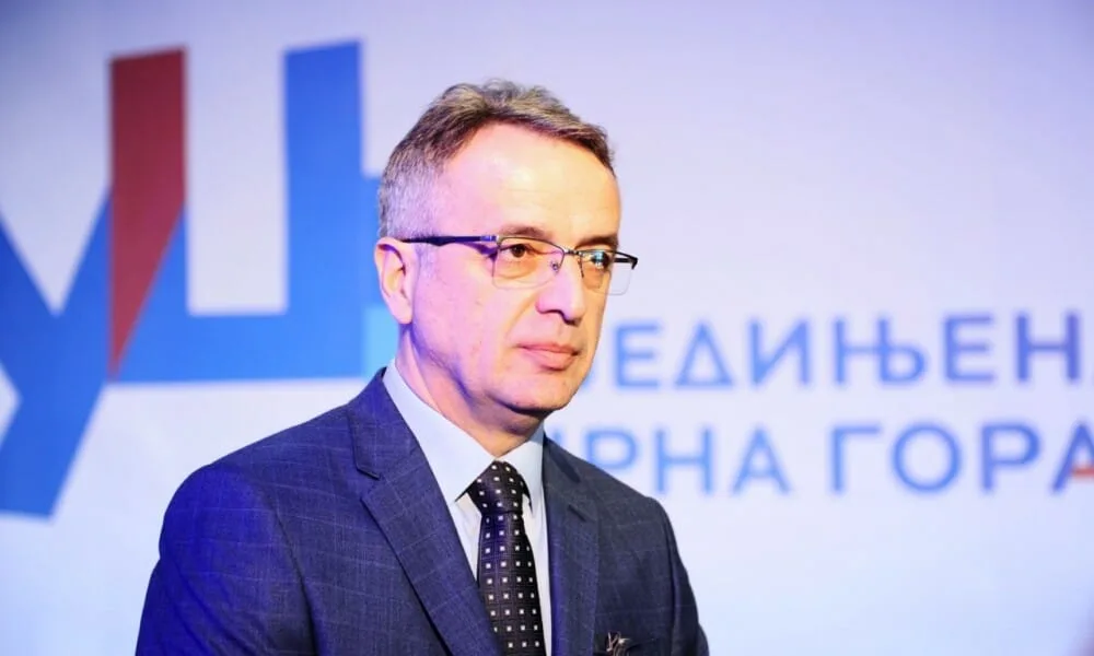 Danilović odgovorio Smailoviću: “Zašto virite u tuđe dvorište?”