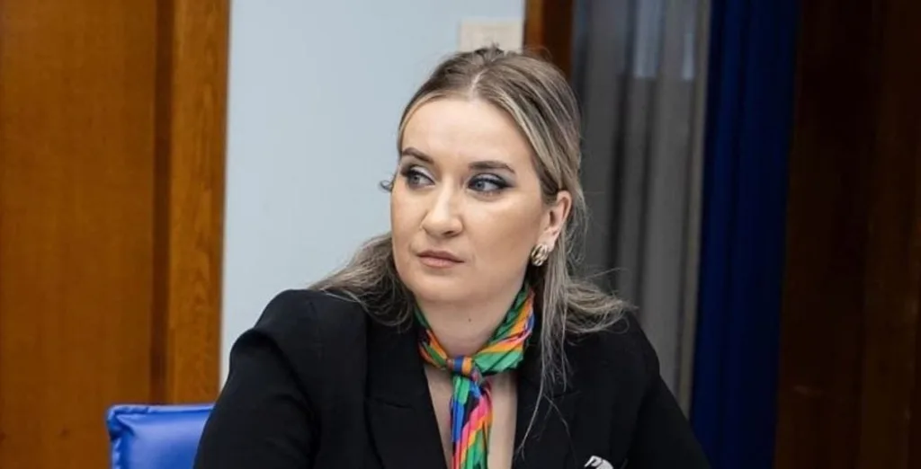 Vučelić: Vlada nije poligon za lične frustracije, a Crna Gora je veća od bilo čijih političkih igara