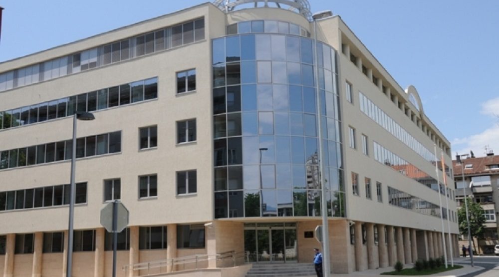 Uhapšene četiri osobe, osumnjičeni za razbojništvo i teške krađe