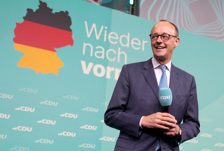 Merc Zelenskom: Mladići treba da služe Ukrajini, a ne da idu u Evropu