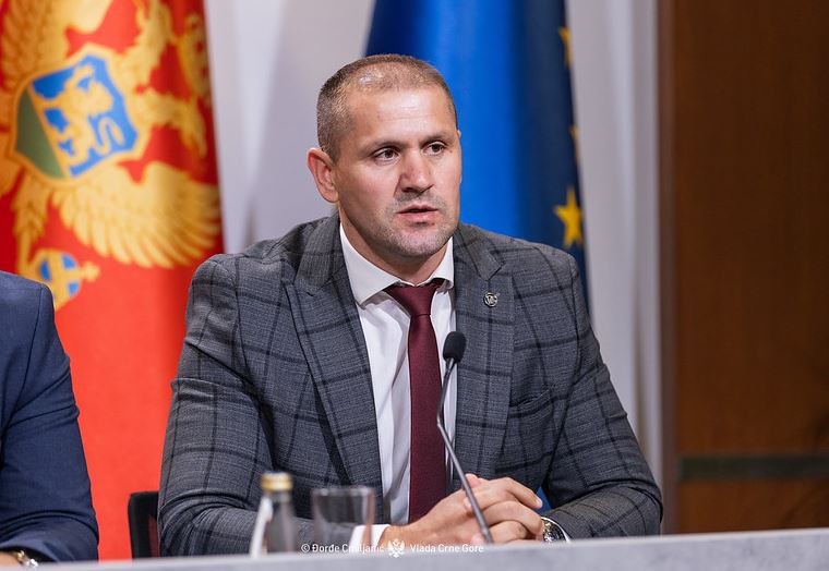 Šćepanović imenovao nove načelnika odjeljenja bezbjednosti Ulcinj, Herceg Novi i Tivat