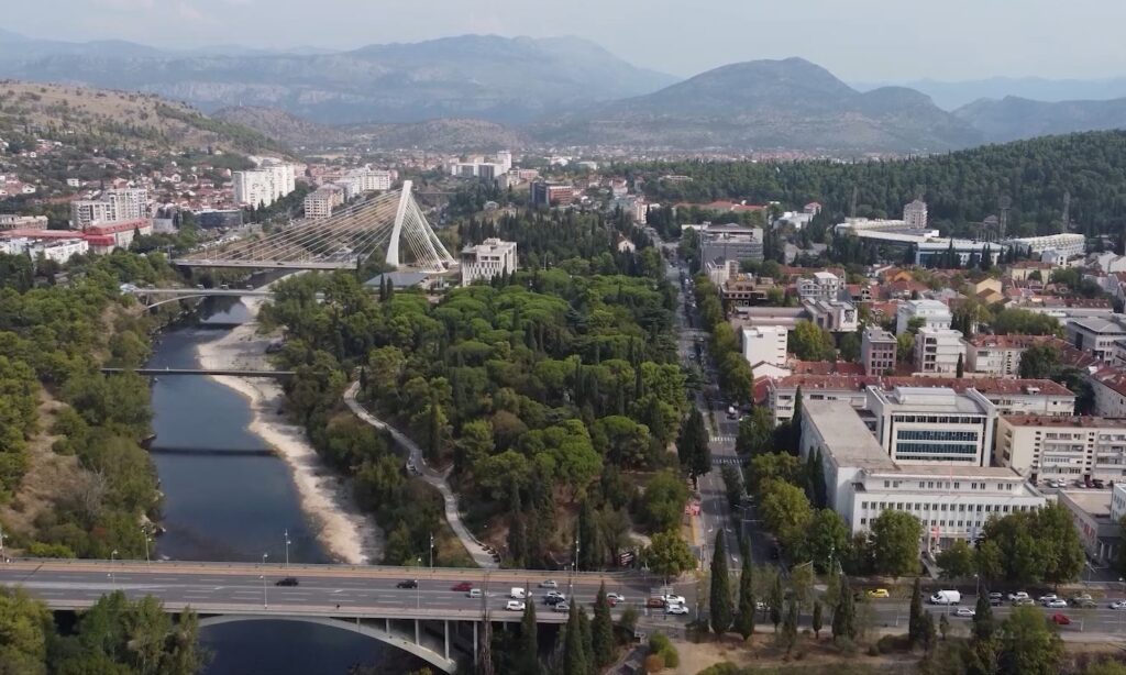 Oblačno i kišovito, do 17 stepeni