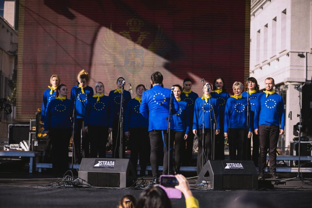 Obilježen prvi EU dan na Podgoričkom pazaru: Evropske vrijednosti kroz igru, muziku i druženje