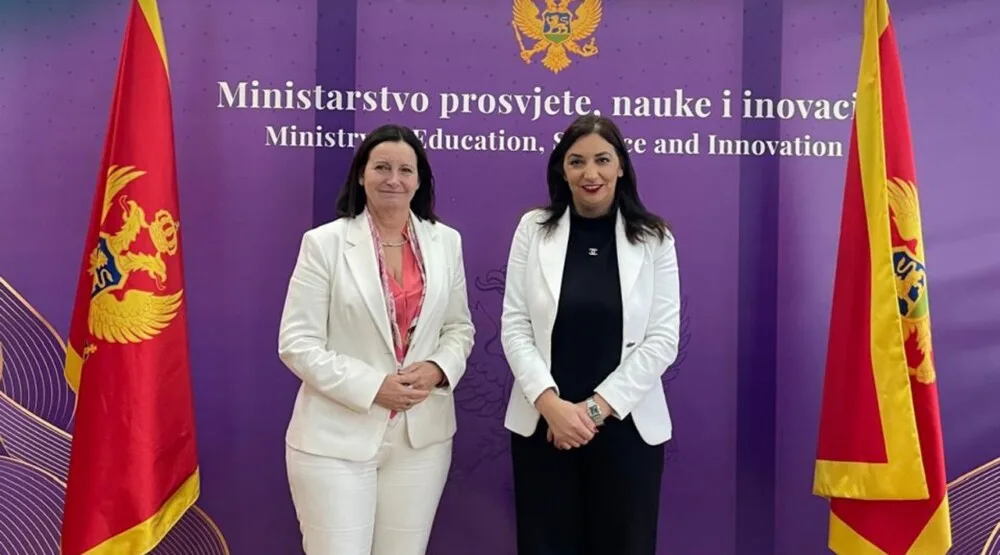 Jakšić Stojanović sa ambasadorkom Češke: Nastavak uspješne saradnje u oblasti nauke i obrazovanja