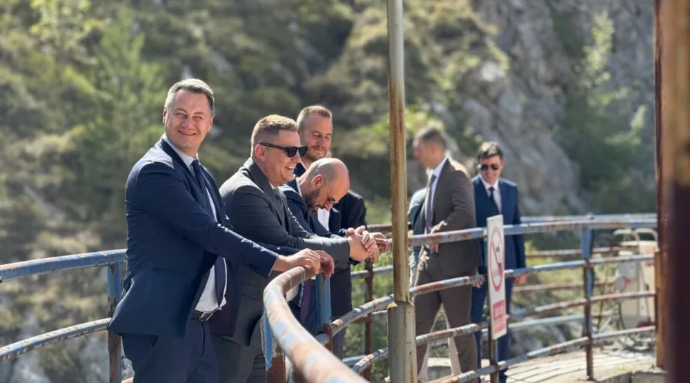 Šahmanović: Ekološka rekonstrukcija TE, toplifikacija grada i izmještanje Ćehotine prioritet Vlade