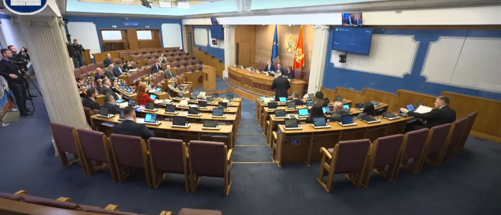 Skupština izglasala tri člana Tužilačkog savjeta; Kalezić i Remiković viceguverneri CBCG