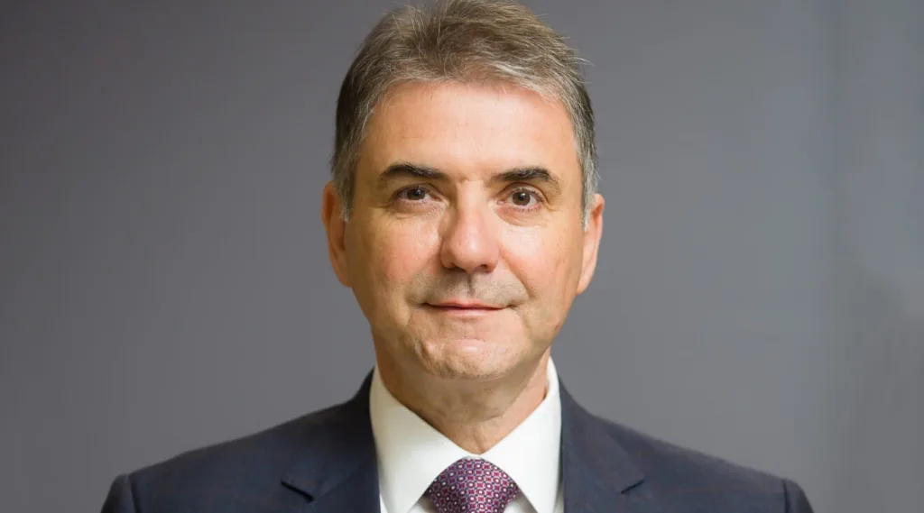 Petar Ivanović presjekao premijerovu kolonu i vrijeđao obezbjeđenje