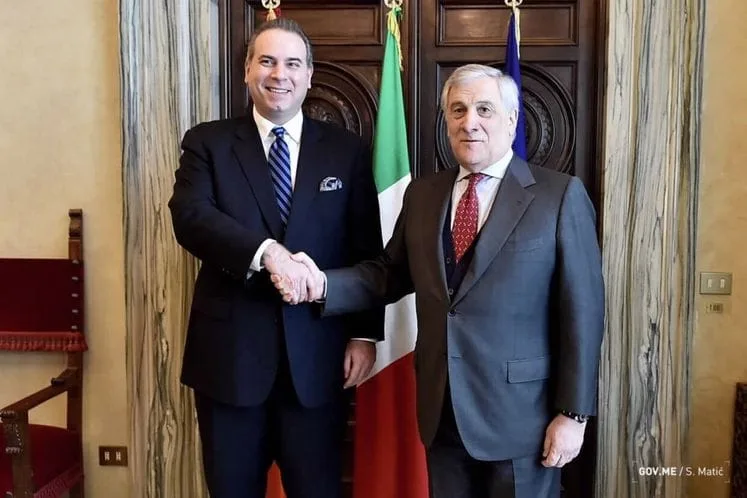 Ivanović i Tajani: Italijanski avioni za gašenje požara biće upućeni tokom dana