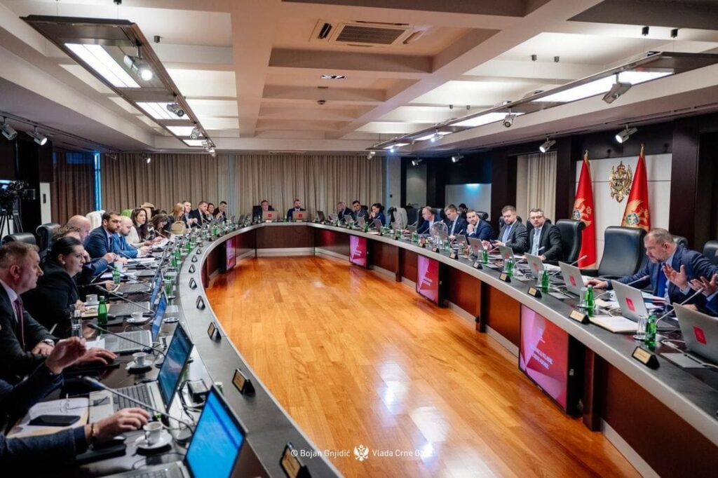 Pogledajte odluke Vlade