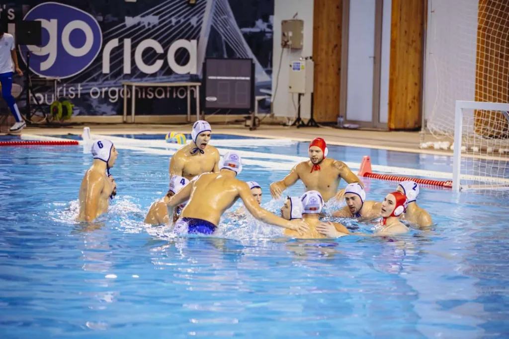 Sportska tribina: Vaterpolisti Budućnosti domaćini Zvezdi, rukometašice gostuju Dortmundu