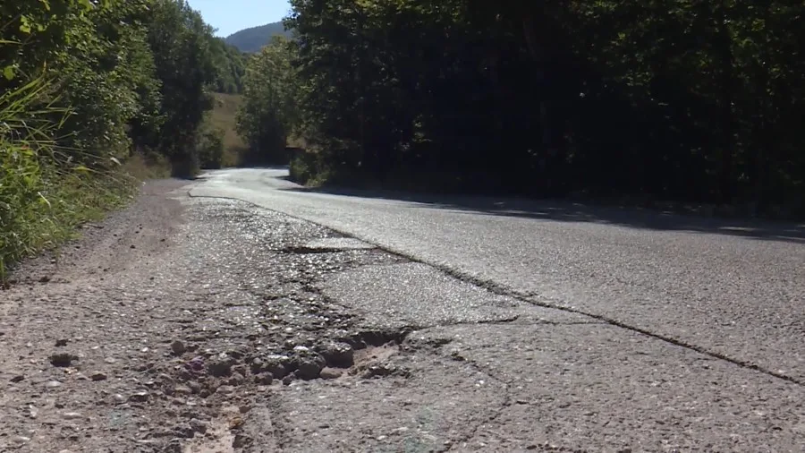 Vlada usvojila hitnu informaciju o sanaciji puta ka kolašinskim skijalištima