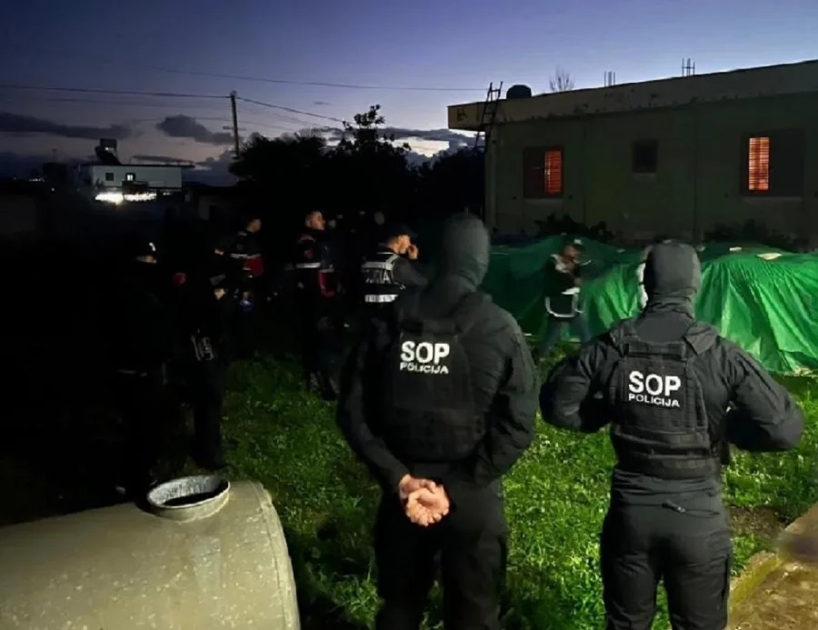 Akcija “Port”: Uhapšen Kolumbijac zbog šverca kokaina preko Bara