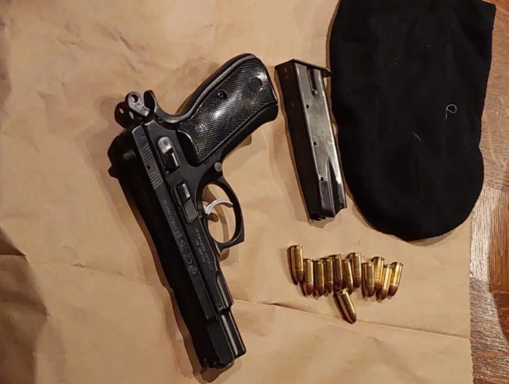 Podgorica: Uhapšeno BIL lice kod kojeg je pronađen pištolj sa 12 metaka