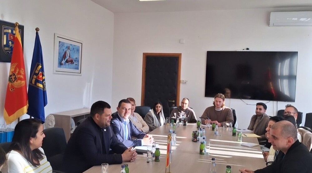 Kovačević sa studentima iz Jerusalima: Razvijanje i unapređenje međunarodnih odnosa jedan od prioriteta