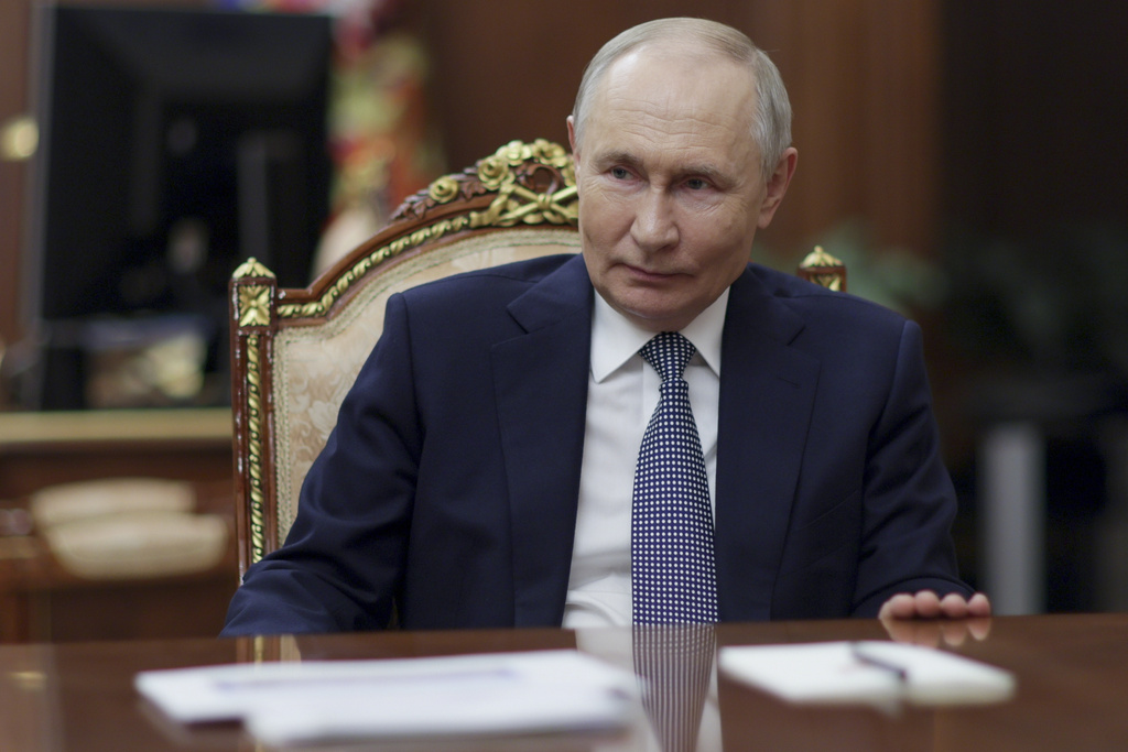 Putin: Zapad rastrgao Jugoslaviju i Srbe