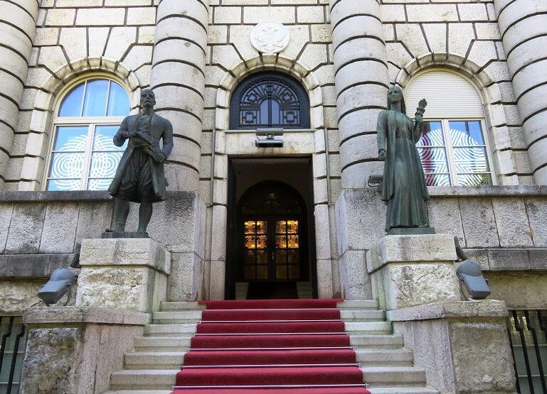 MKM: Preispitati odluku o razrješenju Savjeta Radio Andrijevica