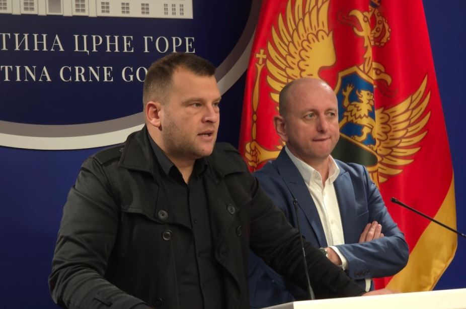 Asanović i Knežević: Ponuda samo malo modifikovana, nema i dalje promjene lokacije i uvida u ugovor