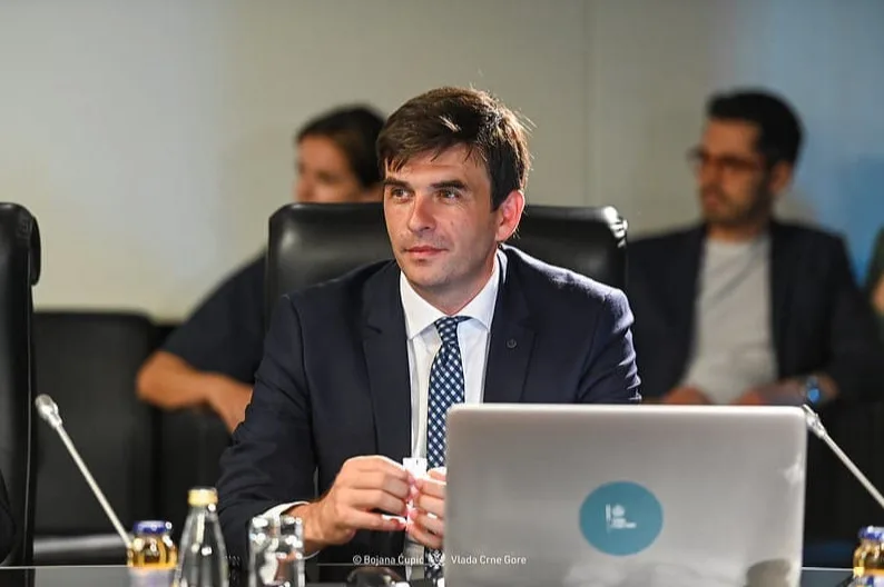 Azemović: Dijaspora spremna da pomogne u teškim trenucima