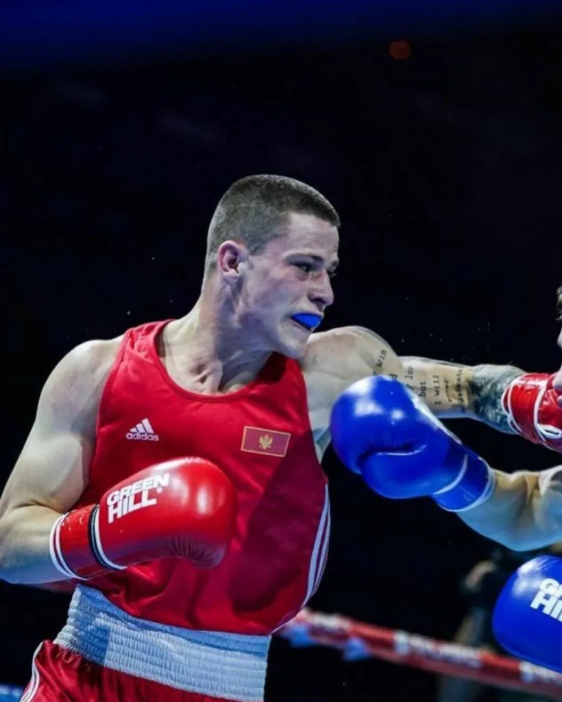 Đinović bez borbe do finala turnira u Sarajevu