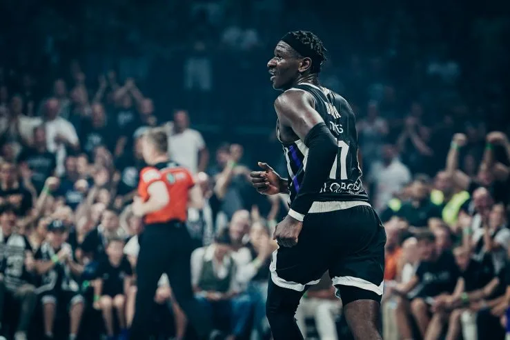 Bonga jasan: “Ako ode Obradović idem i ja”