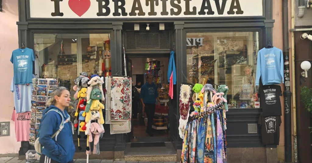 Slovačka uvodi ograničenje brzine za pješake