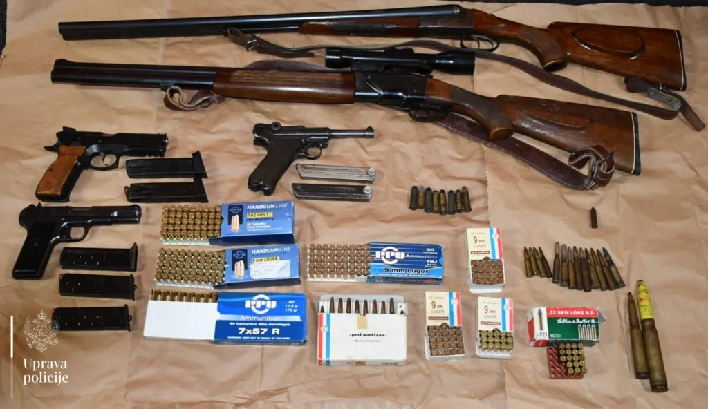 Krivična prijava protiv Budvanina kojem je oduzeto pet komada vatrenog oružja i preko 300 komada municije