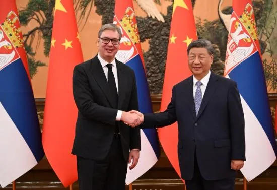 Vučić se sastao sa predsjednikom Kine: “Čelični prijatelji”