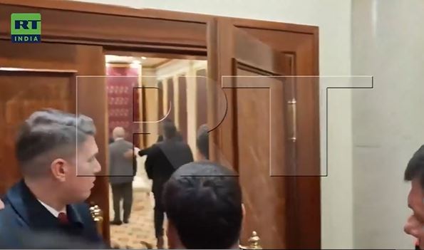 Pakistanski premijer čekao Putina 40 minuta dok je on pričao s Erdoganom pa “upao” na sastanak