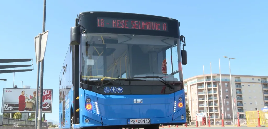 Od septembra besplatan gradski prevoz za učenike osnovnih i srednjih škola