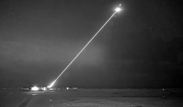 (VIDEO) Britanci objavili snimak testiranja laserskog naoružanja: Pogađa novčić s udaljenosti od jednog kilometra