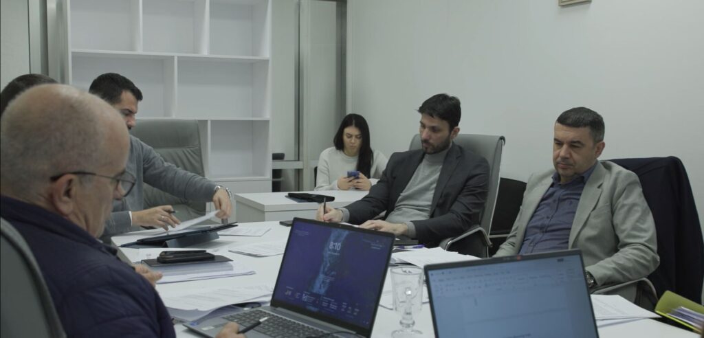 (VIDEO) Savjet RTV Podgorica da se zaštiti od brutalnih prijetnji Gorana Đurovića iz Media centra