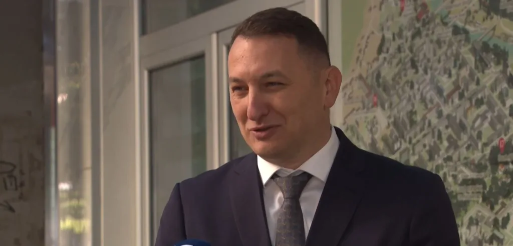 (VIDEO) Grnović: Ove godine dajemo trideset kućica u zakup na Novogodišnjem pazaru, priprema se javni poziv