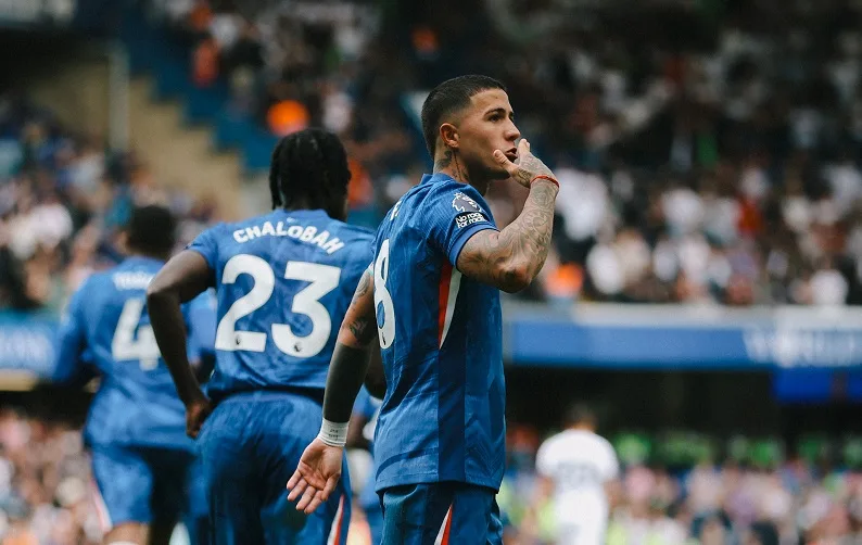 Četvrti trijumf zaredom: Čelsi rutinski savladao Barnli i prišao Arsenalu na minus tri