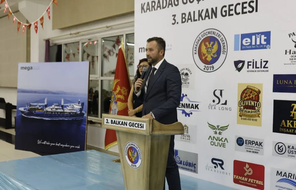 U Burhaniji održana manifestacija 3. Balkanska noć: e. “Svaki vaš uspjeh, inicijativa i korak vraća se domovini i jača nas”