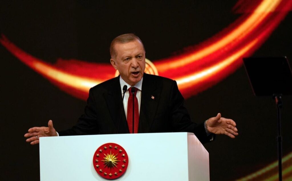 Erdogan u novogodišnjoj poruci zaprijetio: Nećemo tolerisati razbojništvo u našim morima