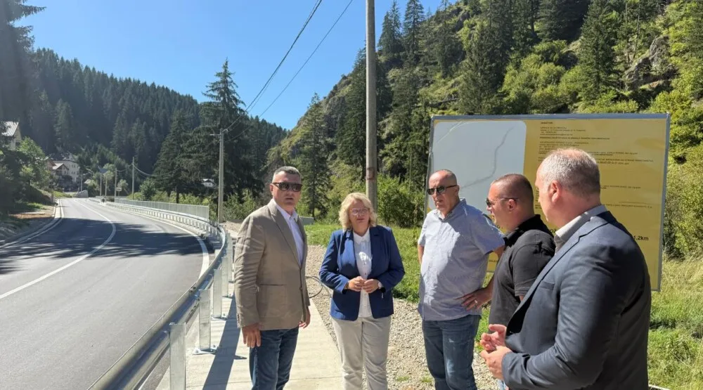 Veća bezbjednost za pješake i vozače: Rekonstruisana dionica puta M-5 Rožaje–Most Zeleni