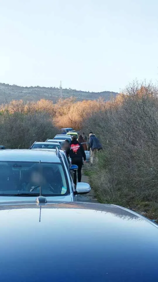 Saobraćajni kolaps kroz Farmake