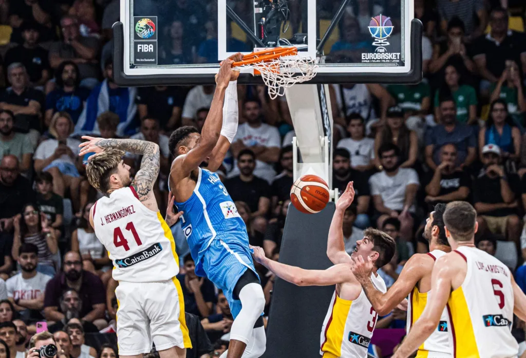 Evropa dobija novog šampiona: Grčka poslala Španiju kući, Džikića i Gruziju u osminu finala