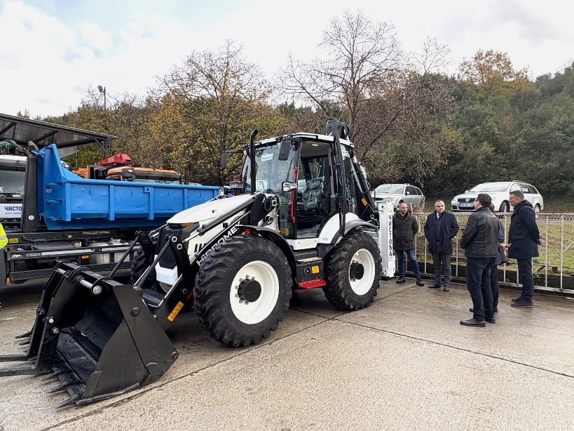 Čistoća Herceg Novi kupila četiri nova vozila