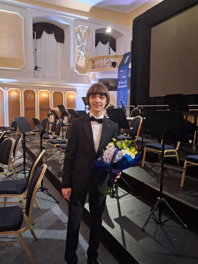 Petar Nikolić oduševio publiku na prestižnom festivalu u Češkom Krumlovu