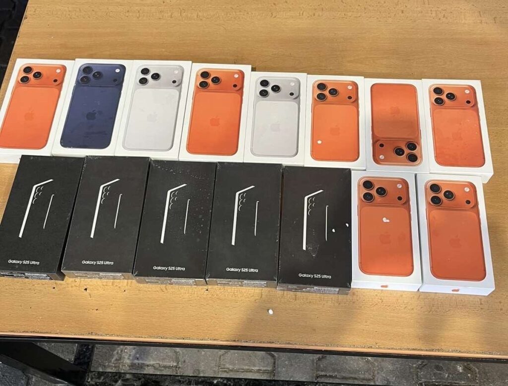 Spriječeno krijumčarenje telefona i tekstila u vrijednosti od skoro 20.000 eura