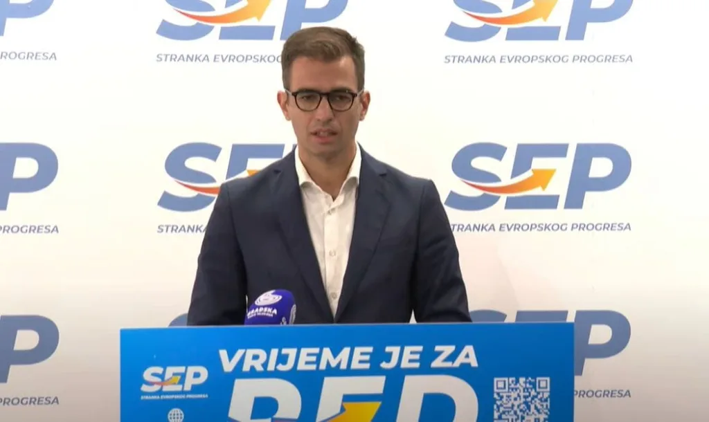 Mugoša: Patriotizam s kamatnim prinosom od 3,75 odsto