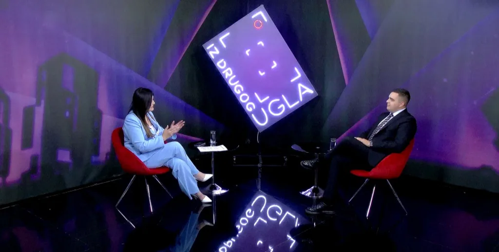 Otašević odgovorio odbornici DPS-a: Građani Podgorice plaćaju 0 eura emisiju “Iz drugog ugla” a ne 1.900 eura