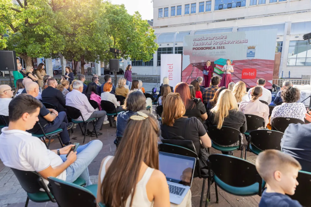 Svečano otvoren Međunarodni festival književnosti na Trgu nezavisnosti