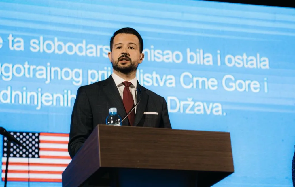 Milatović: Pitanje za pravnike da li je neizglasavanjem dnevnog reda ugroženo ustavno pravo predsjednika države