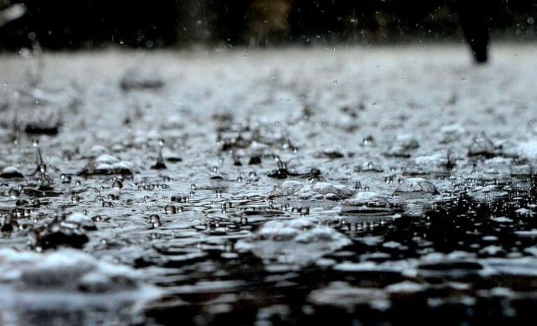 Podgorica: Na snazi crveni meteoalarm, podignuta operativna spremnost