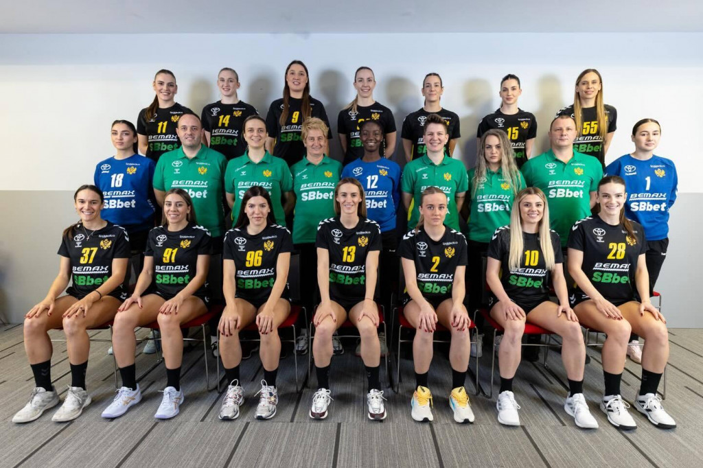 Crna Gora večeras kreće u lov na prvu svjetsku medalju: “Lavice” na premijeri sa Farankama