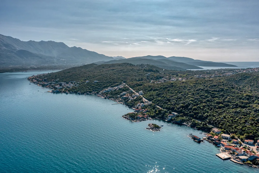 Tijelo djevojke koja se juče utopila kod Luštice pronađeno u hrvatskim vodama