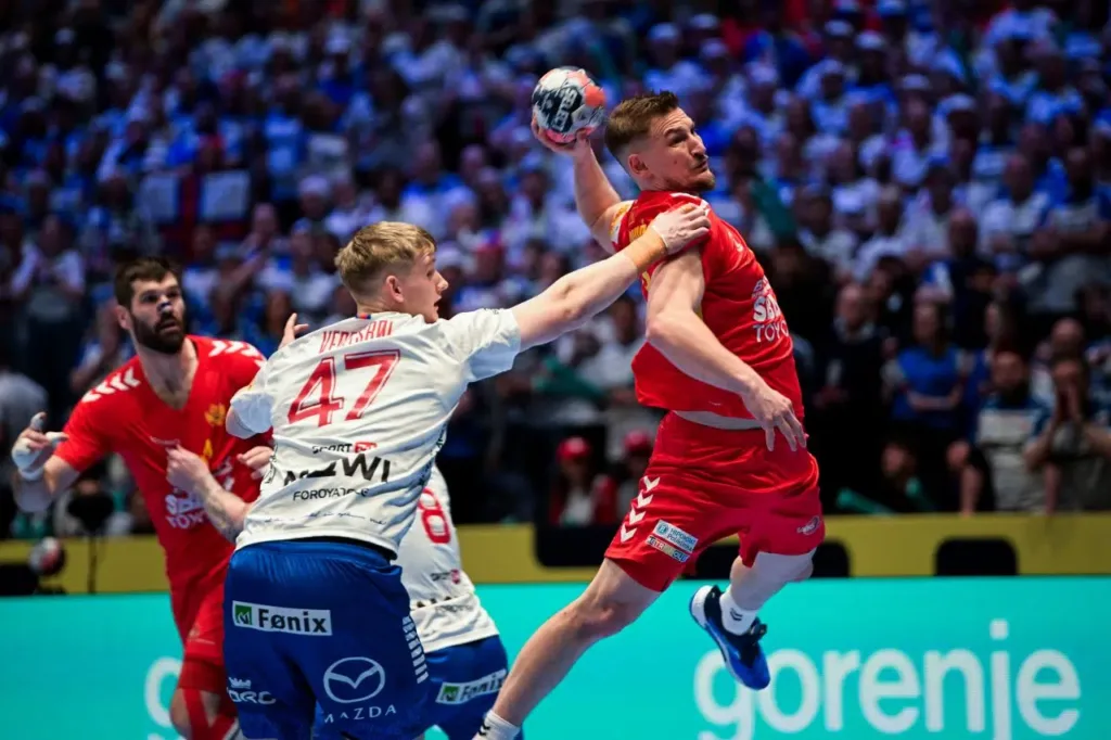 Kapiten razočaran: Krivo mi je zbog ljudi koji navijaju za našu državu; Branko Vujović: Pali smo na testu zrelosti