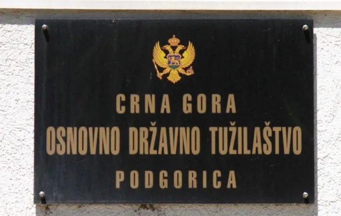 Optužni predlog zbog skidanja i povrede službenog pečata